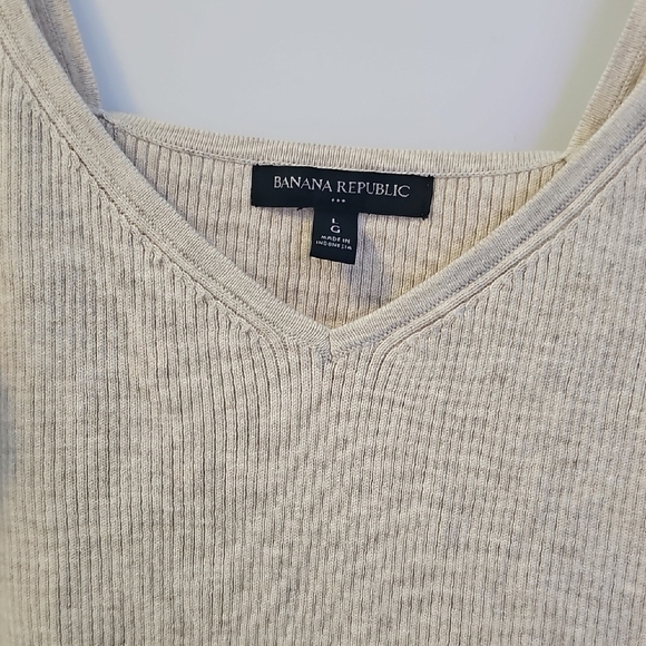 Banana Republic Beige Ribbed Tank Top Size L - Picture 2 of 8